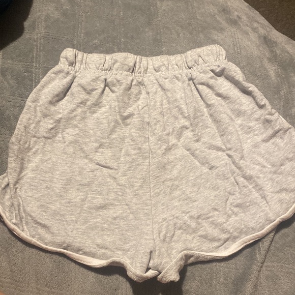 shorts - Picture 2 of 3